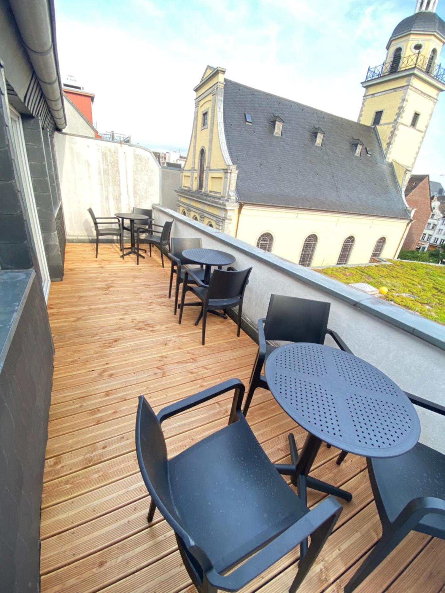 Oldtown Andreasstrasse * Dusseldorf