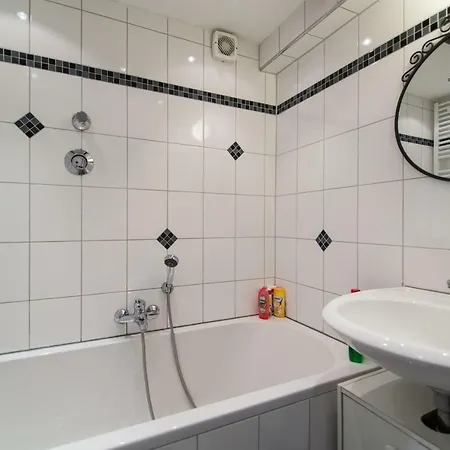 Apartment Oldtown Andreasstrasse Dusseldorf